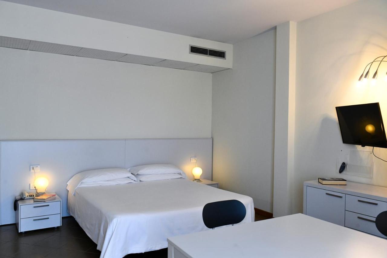 Hotel Eden Lido di Jesolo Eksteriør bilde
